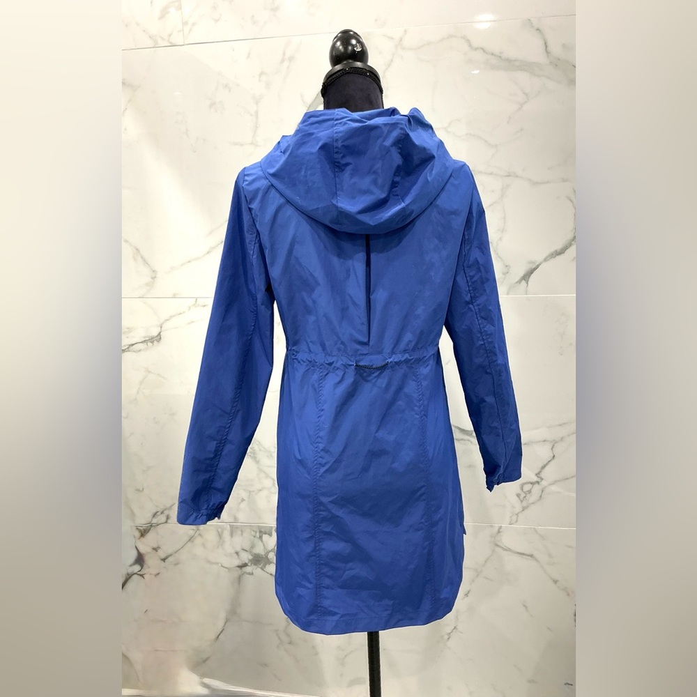 Nice Practical Windbreaker Jacket New - image 3